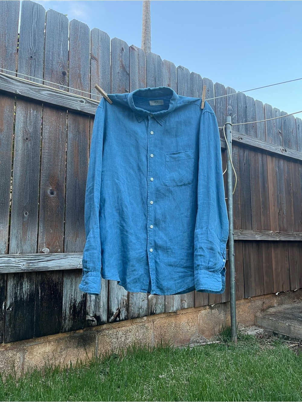 Uniqlo Teal Button-Up Linen Shirt